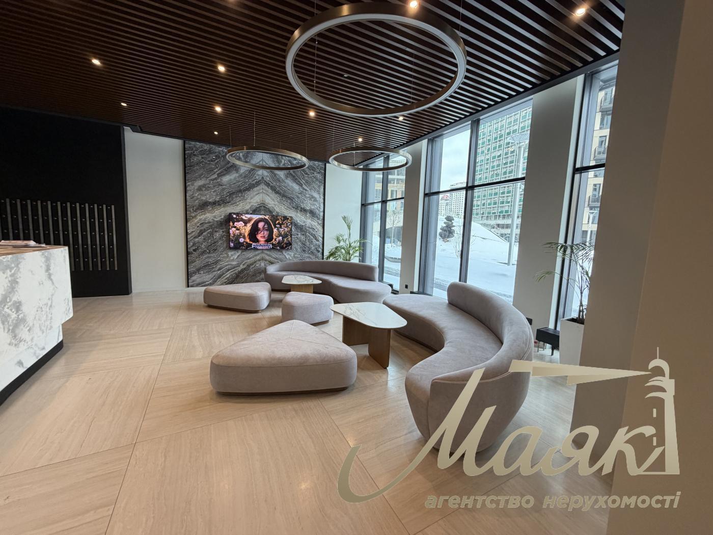 Продаж 3-к квартири в ЖК TRIIINITY, Печерськ, Центр