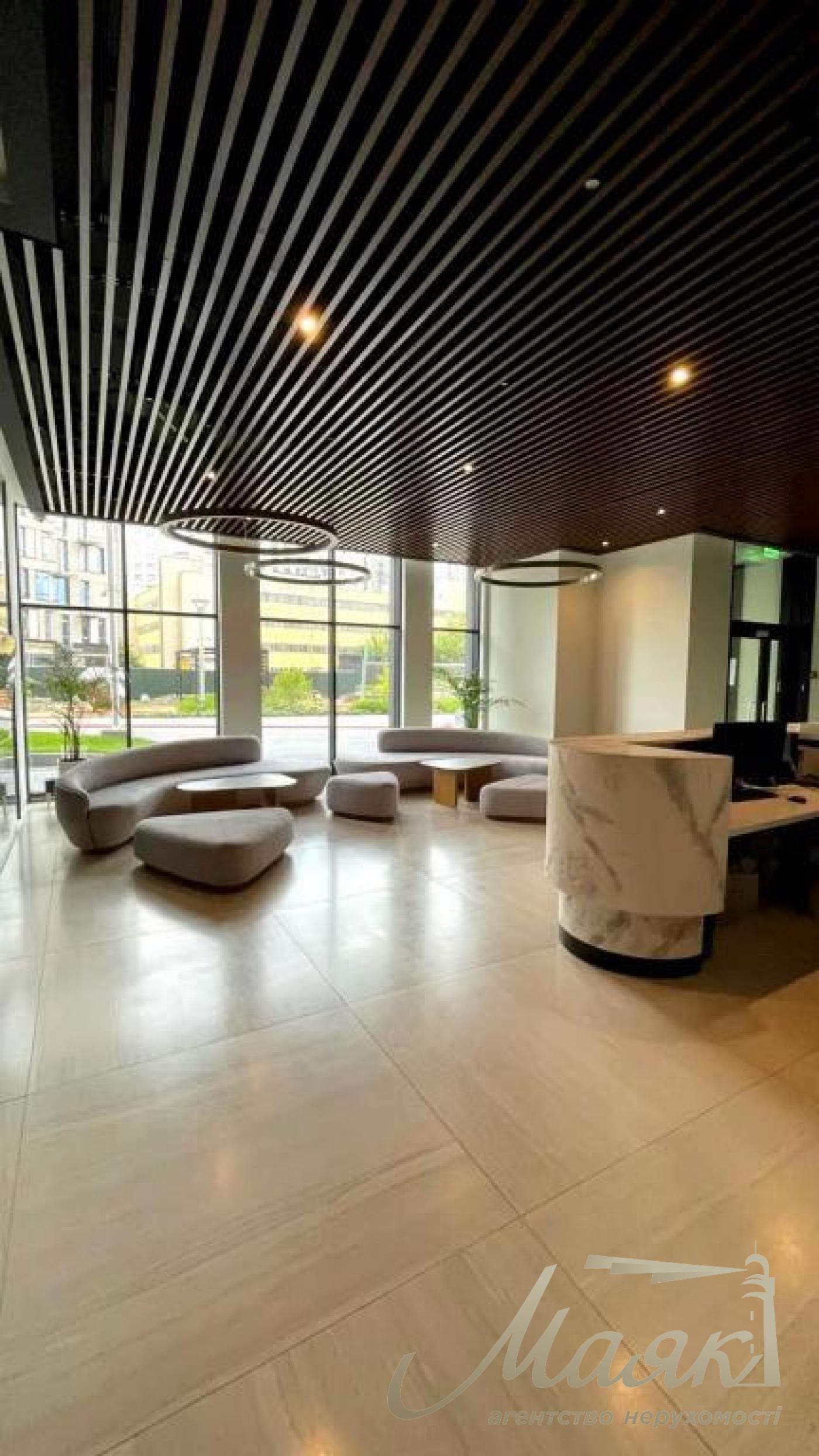 Продаж 3-к квартири в ЖК TRIIINITY, Печерськ, Центр