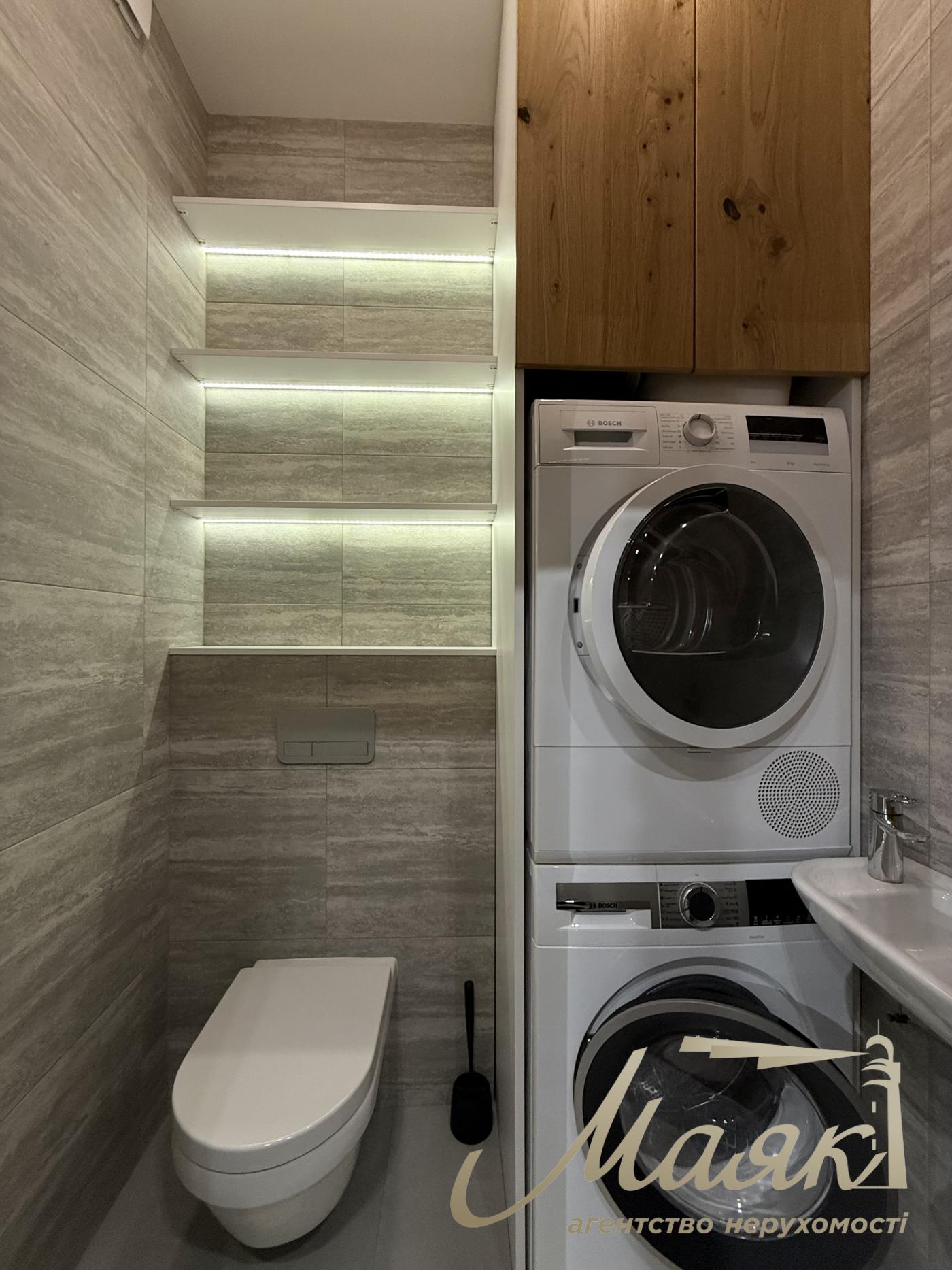 Rent 3-room apartment in LCD Novopecherskie Lipki str. Andriy Verkhoglyada (Mykhaila Dragomirov), 11-V