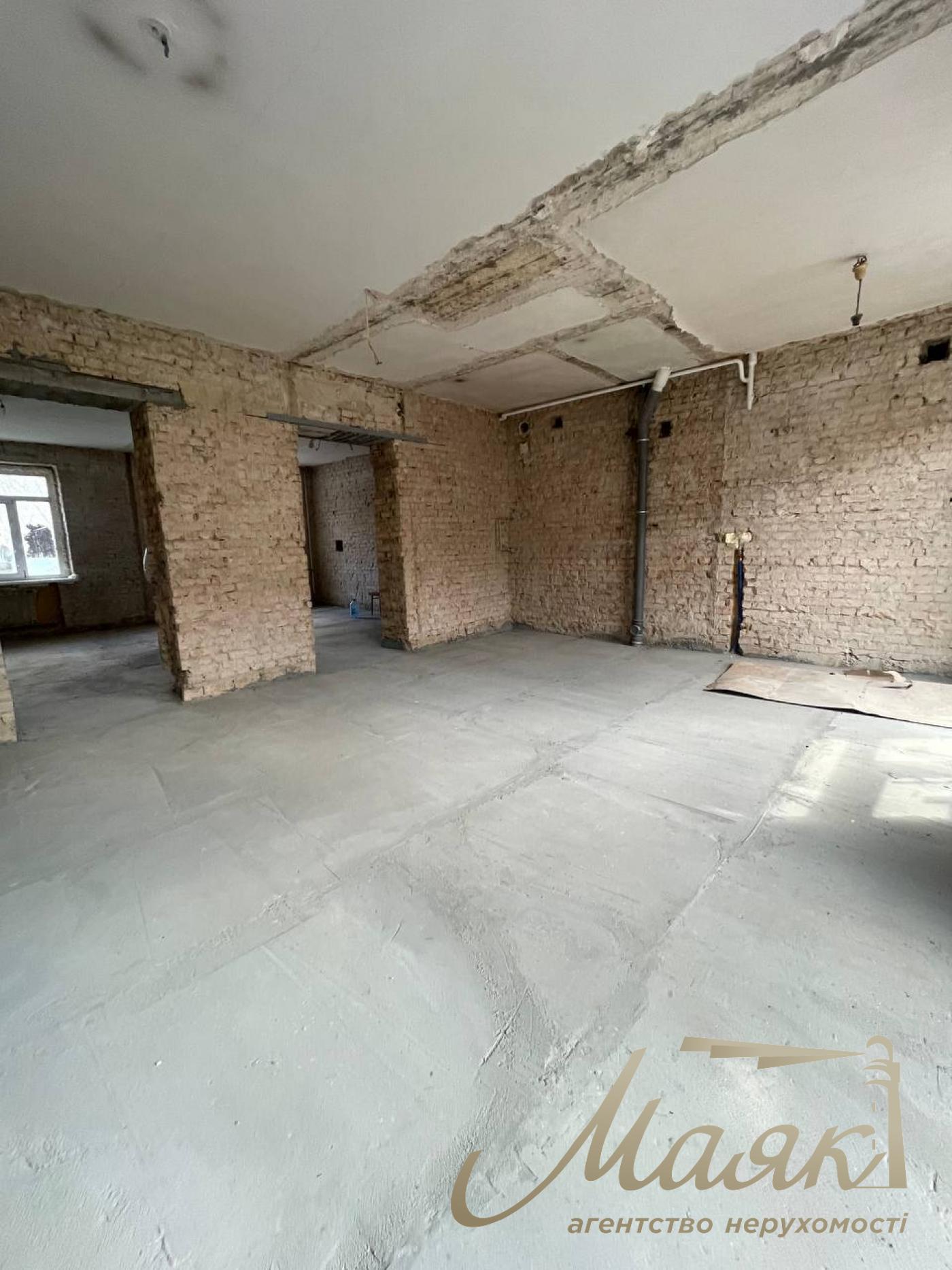 Оренда фасадного приміщення 80 м.кв. Полол, ст.м. Тараса Шевченка