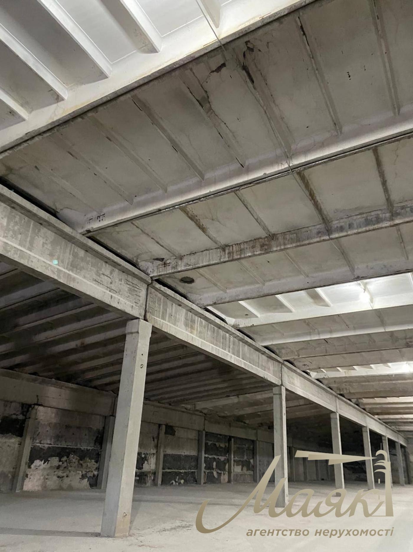 Продаж нового складу площею 5600 м²