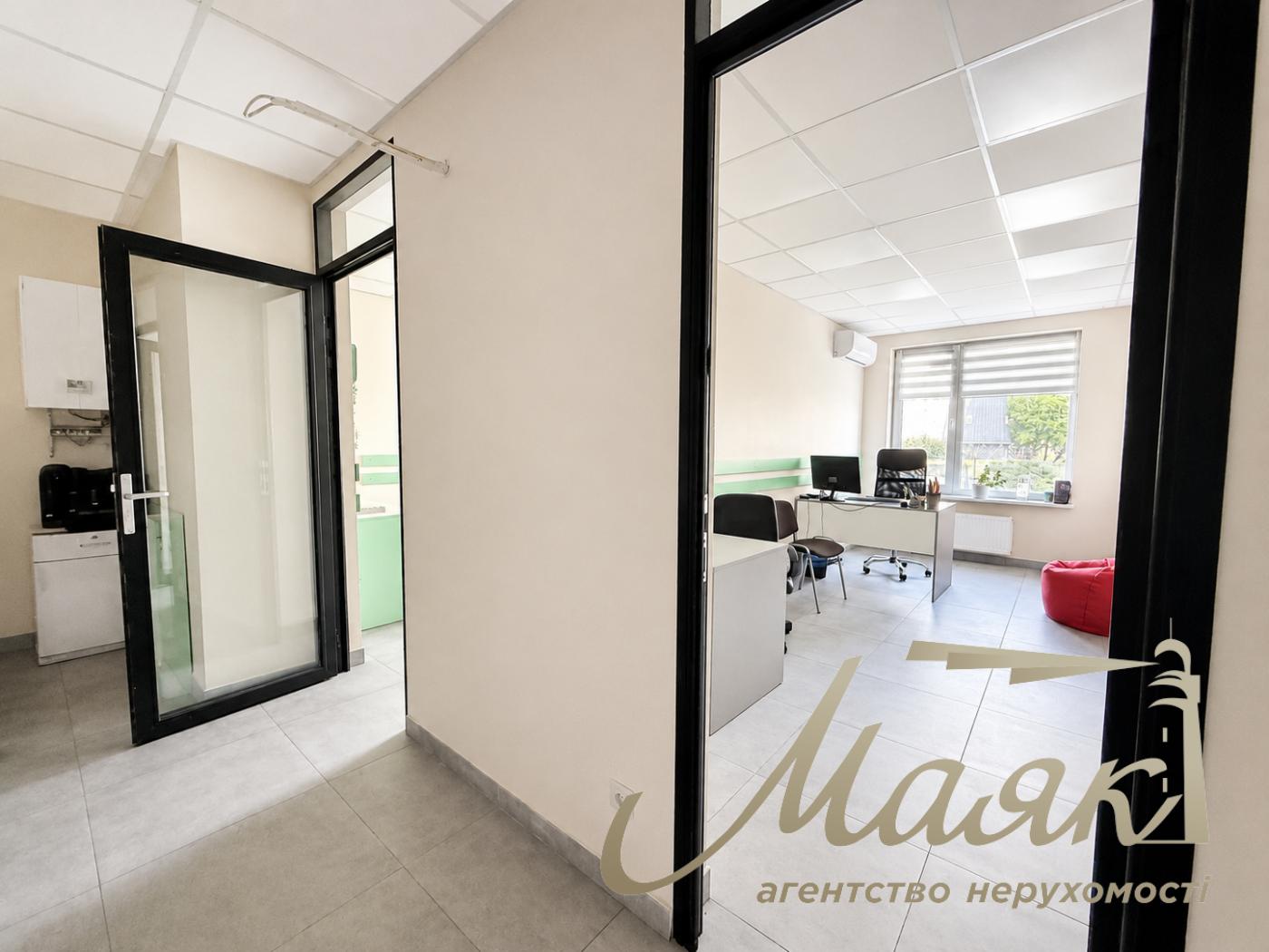 Продажа офиса 263 м2 у ЖК Метрополис, ул. Академика Заболотного, Теремки