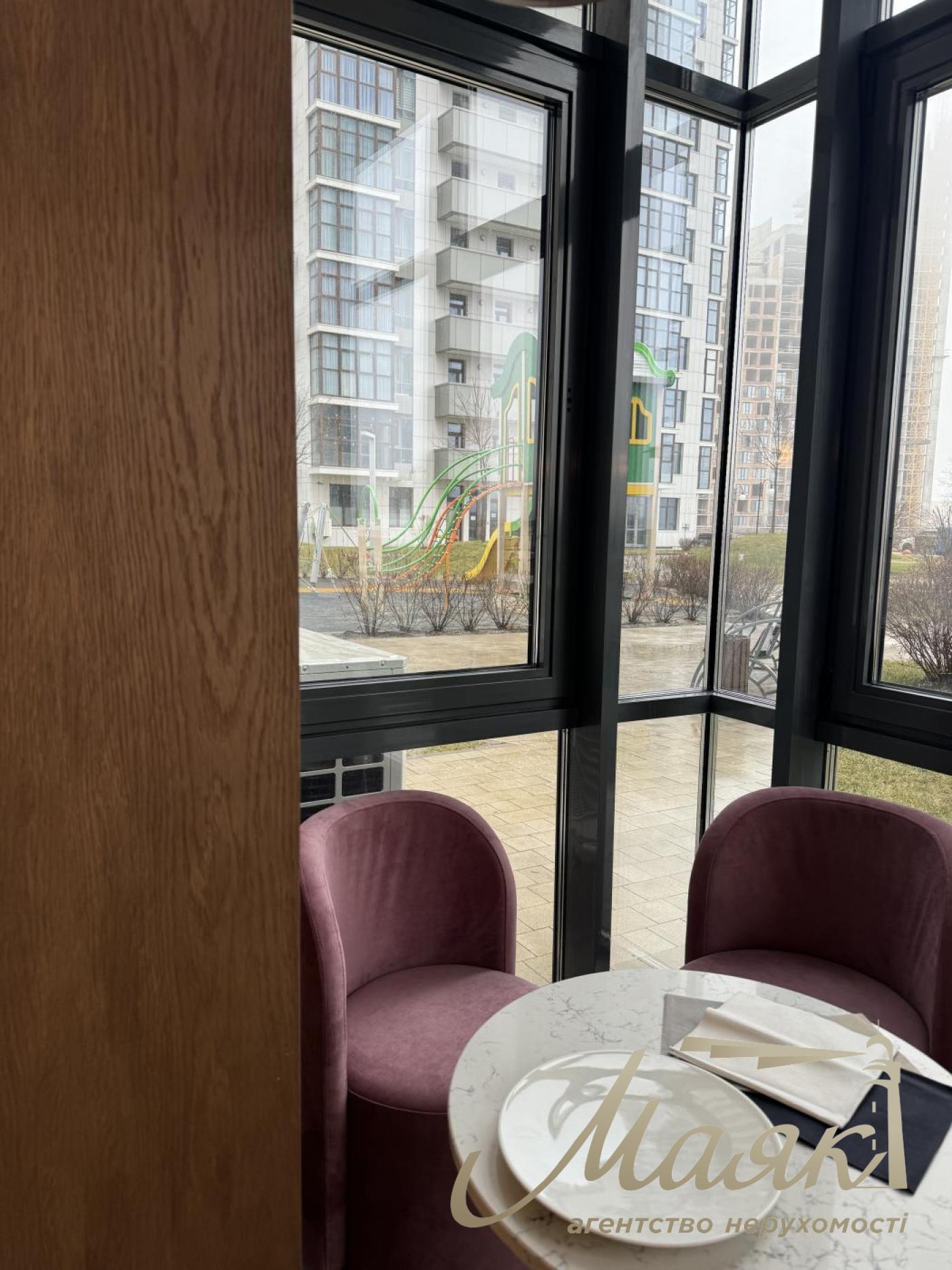 Оренда фасадного комерційного приміщення ЖК Новопечерські Липки