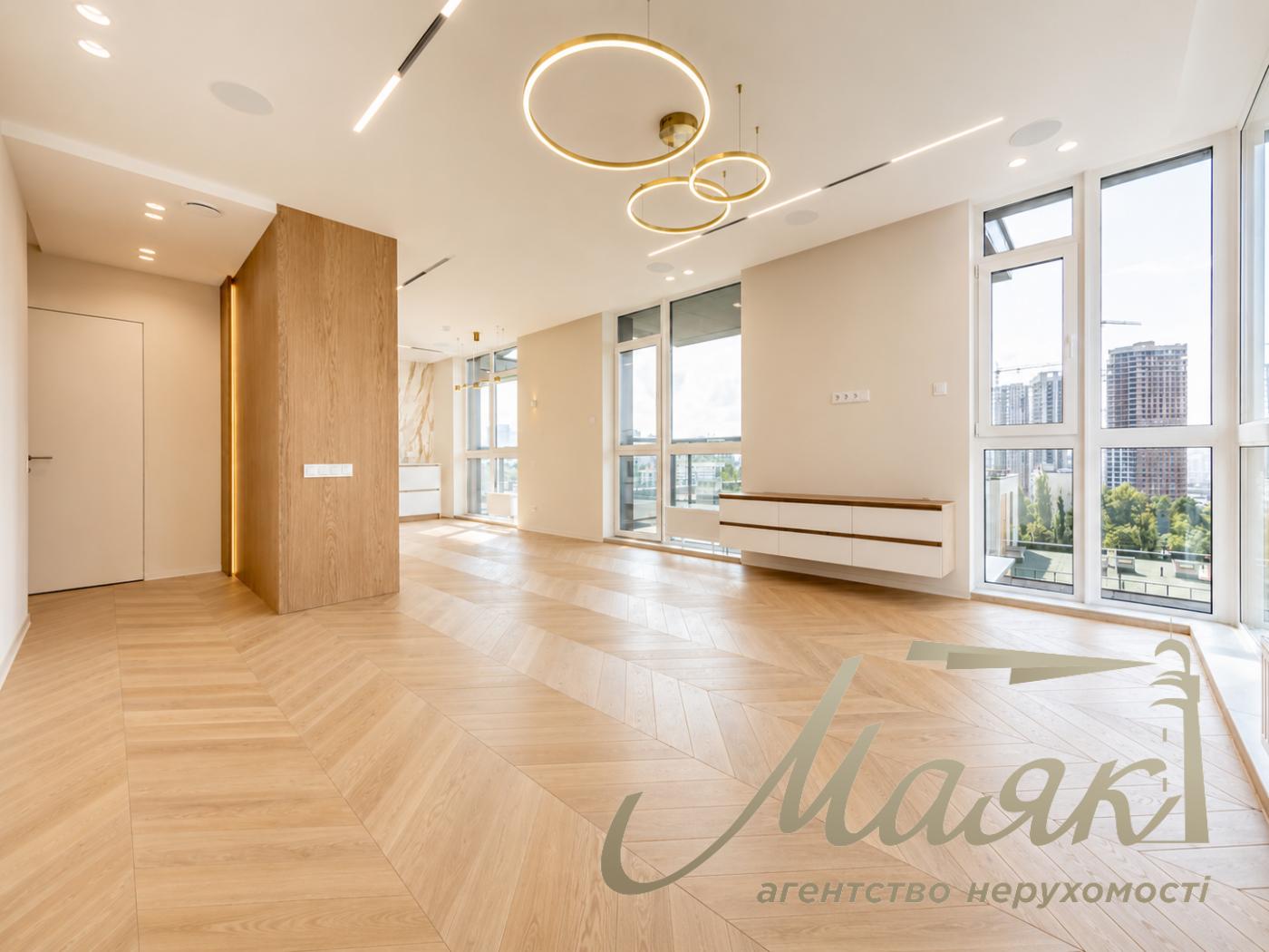 3-bedroom apartment for sale, 118 m², in the "French Quarter 2" residential complex, John McCain Street, Pechersk, Downtown, Kyiv