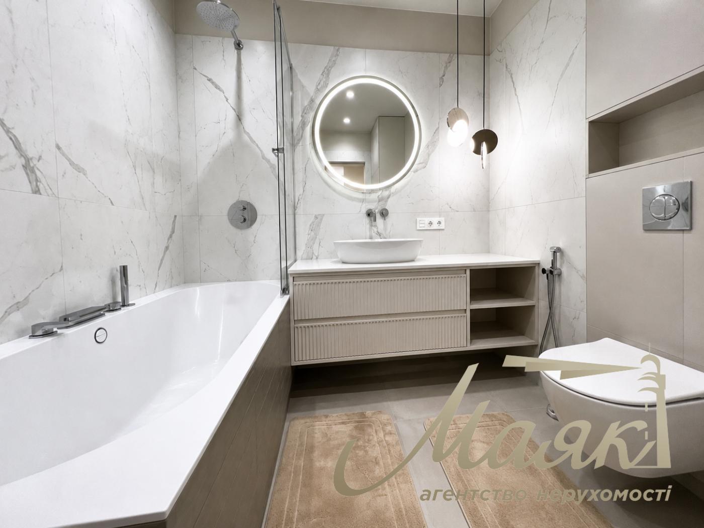 3-bedroom apartment for sale, 118 m², in the "French Quarter 2" residential complex, John McCain Street, Pechersk, Downtown, Kyiv
