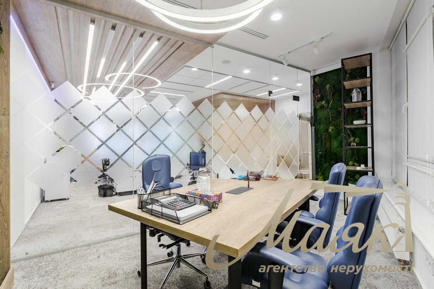 Оренда офісу 550 м2 у центрі, метро Арсенальна БЦ клас А
