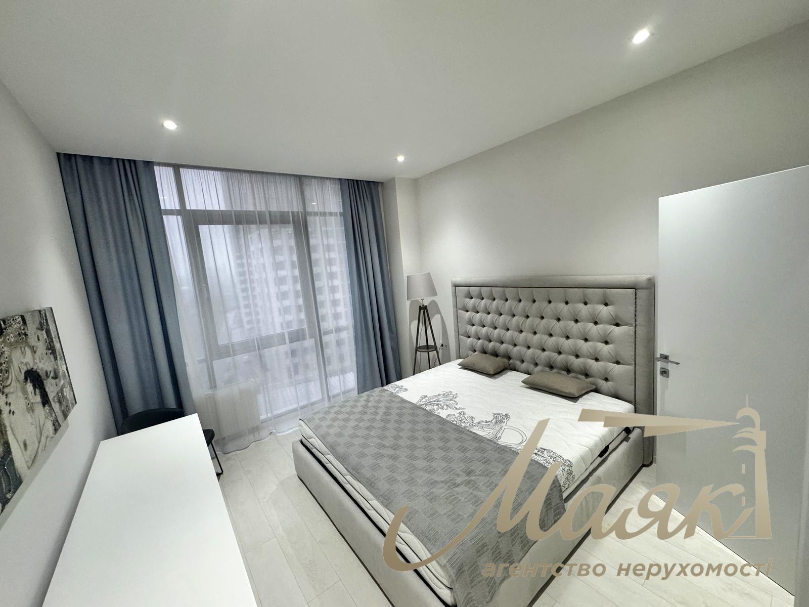 Аренда новой стильной квартиры 70м2 в ЖК «Новопечерские Липки». Андрея Верхогляда 11В, Печерский район