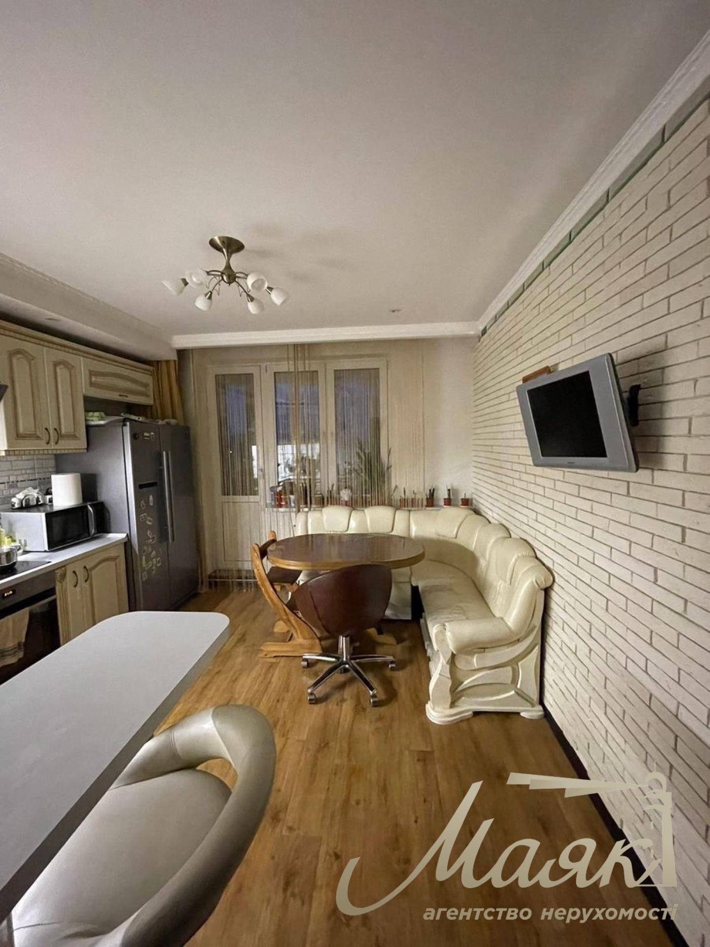 Rent 4-room apartment in LCD Grand, Obolonsky district.