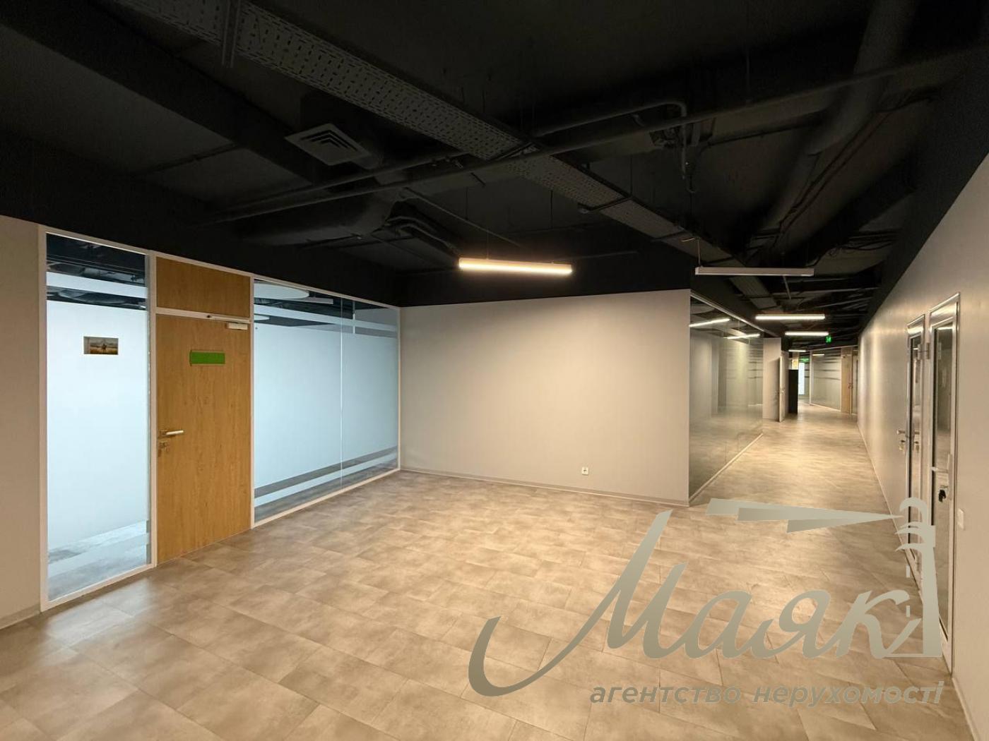 Оренда офісу 2718м2 БЦ Parus вул. Мечникова 2 Печерський район м. Палац Спорту