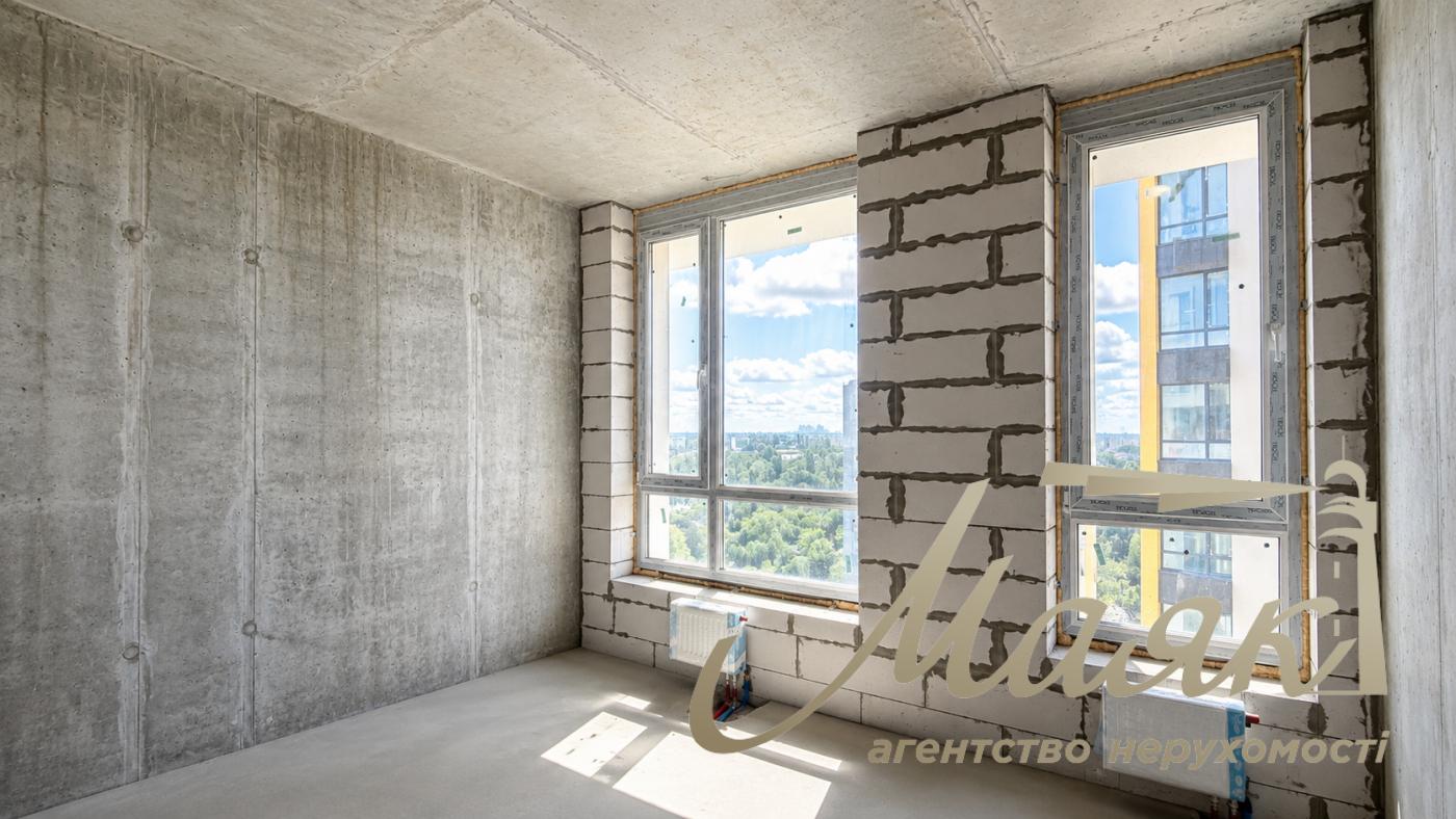35.4 m² apartment with a view for sale in the Svitlo Park residential complex; the building is completed; courtyard view; Vydubychi Metro Station; Holosiivskyi District
