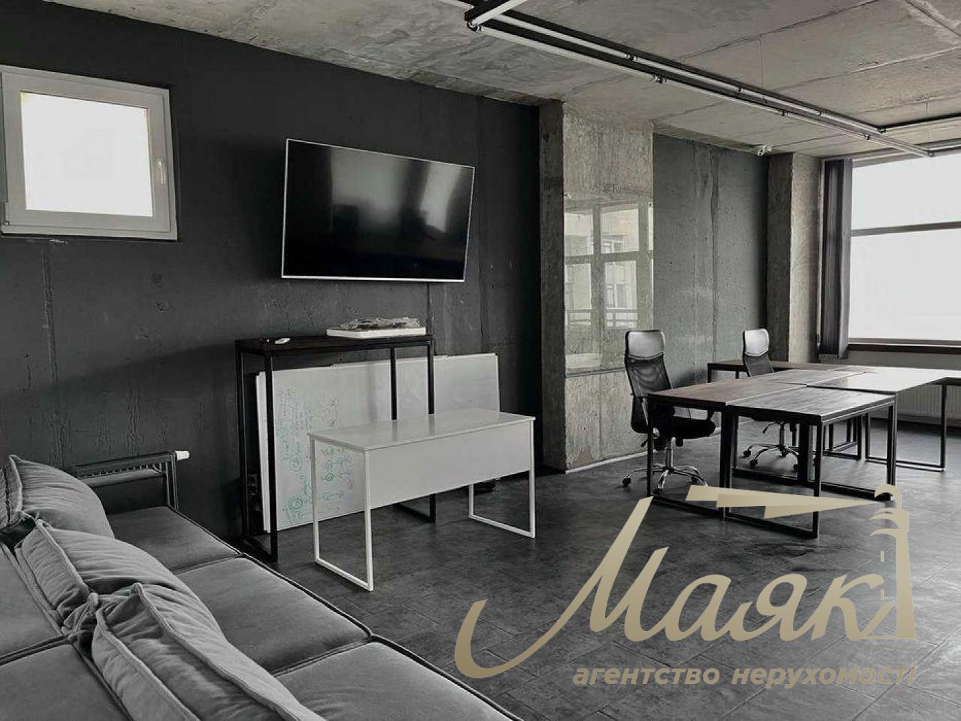 Оренда офісу 327 м.кв. Панорама на Печерську, вул. Коновальця