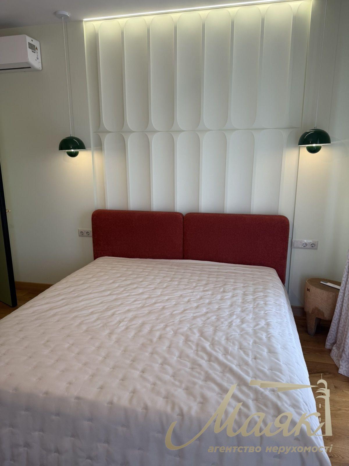 Rent a detached 3-story duplex (125 m²), 15 minutes from Kyiv, private yard, generator, and a terrace on the 3rd floor in the village of Hatne, Kyiv-Sviatoshynskyi District
