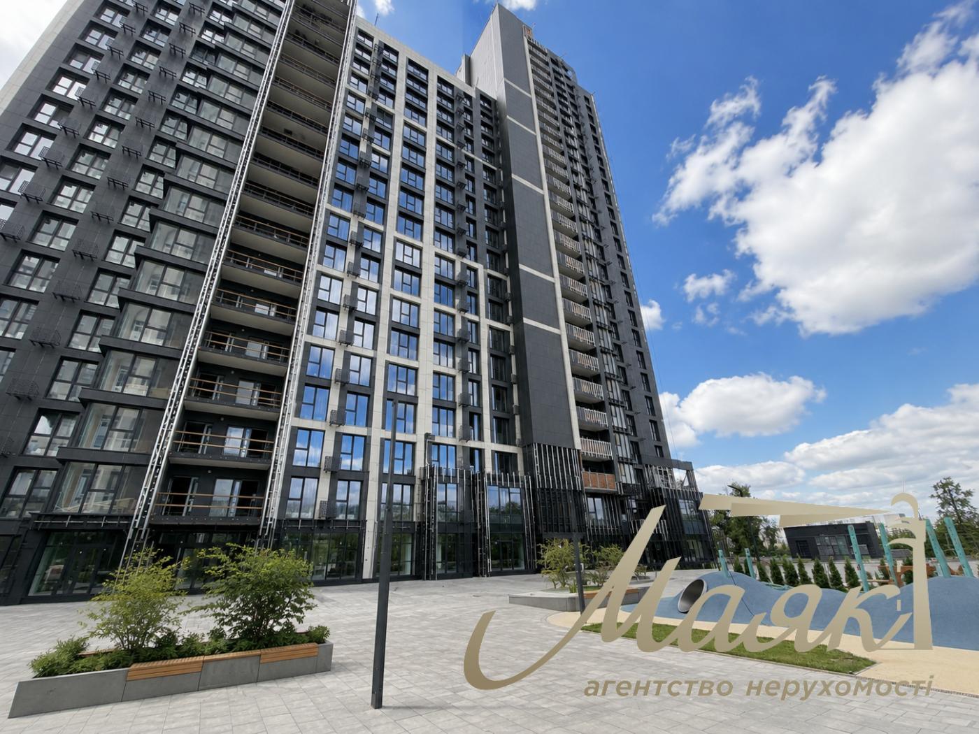 Продаж фасадного комерційного приміщення площею 113,71 м² у ЖК «Nordica Residence», Печерськ