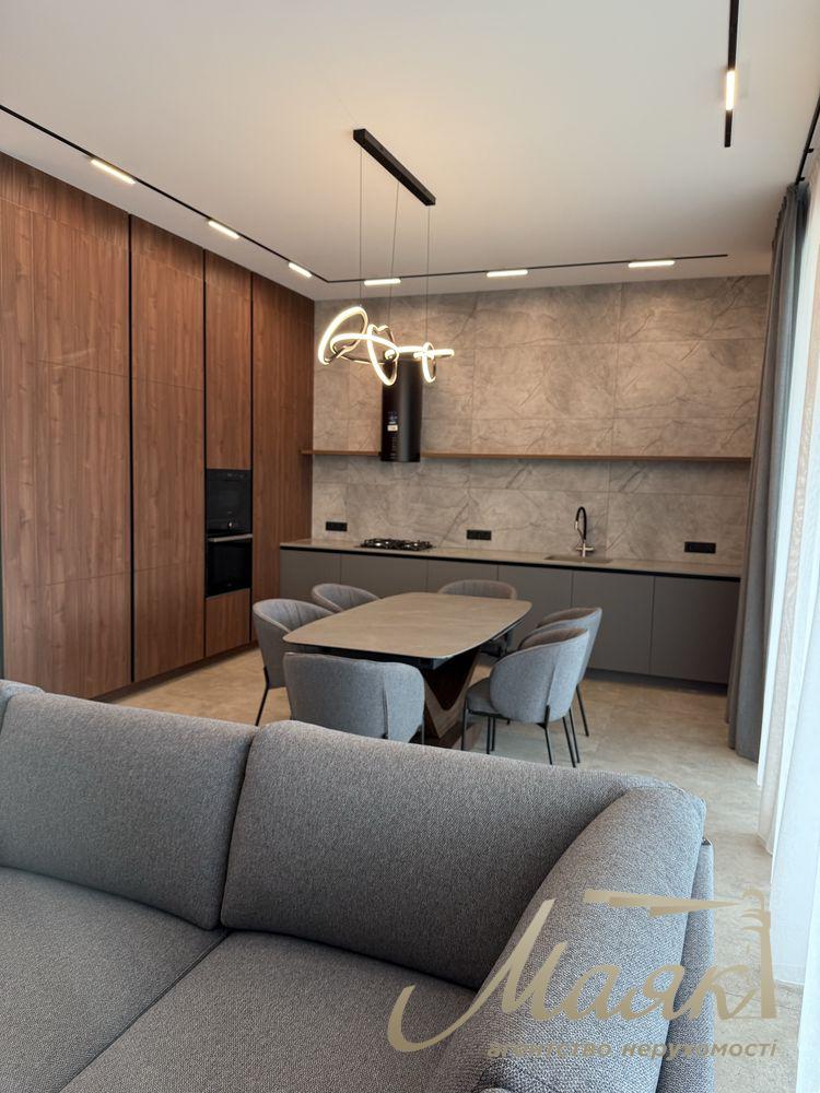 Продажа дома 175 м² с. Лесники, закрытая территория, Обуховское направление, Киевская область