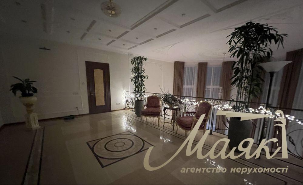 Оренда будинку площею 600 м² у Козині/Конча-Заспа, Обухівський напрямок, Київська область.
