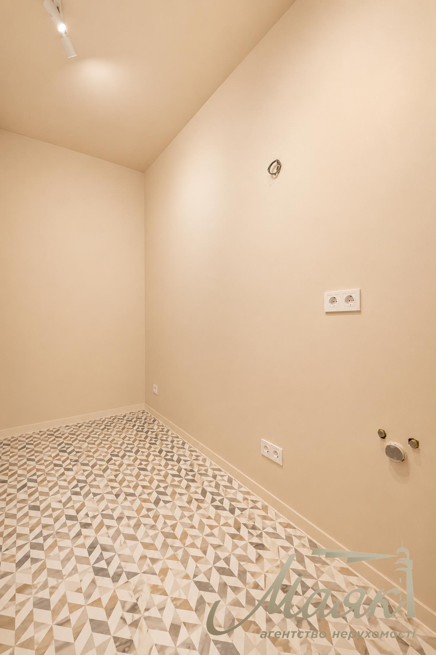 3-bedroom apartment for sale, 118 m², in the "French Quarter 2" residential complex, John McCain Street, Pechersk, Downtown, Kyiv
