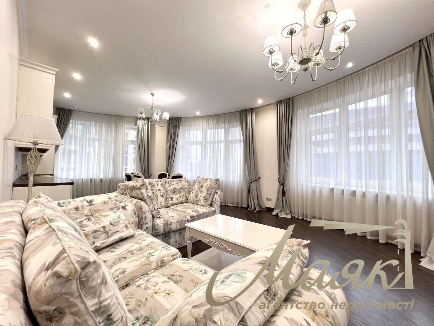 Аренда 3-х комнатной квартиры на Печерске в ЖК по ул. Евгения Коновальца 36В