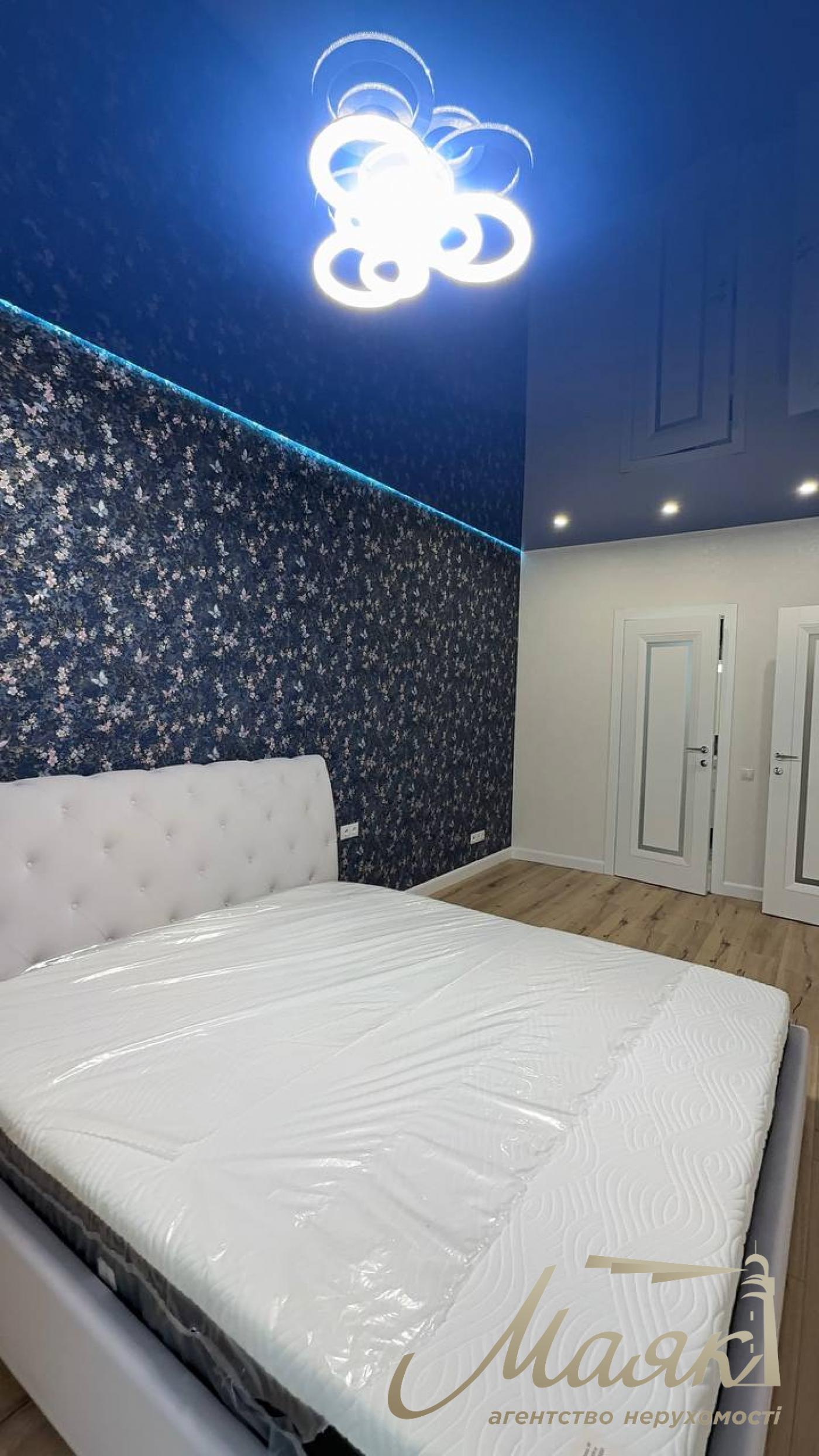 Sale of a 2k apartment in the Respublika residential complex with renovation