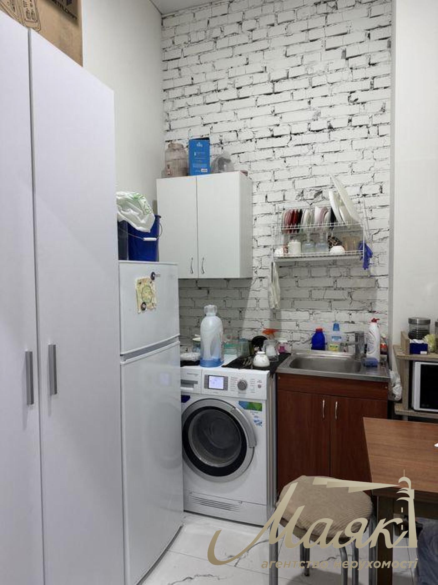 Оренда комерційного приміщення ЖК Бульвар Фонтанів, вул. Саперне поле