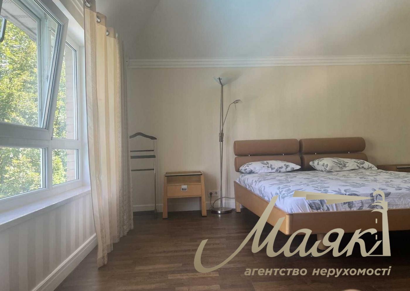 Оренда 2х-поверхового будинку 320м2 з басейном в Лісниках, Поруч з КМ "Зелений гай", 15 соток. Обухівський район, Київська область