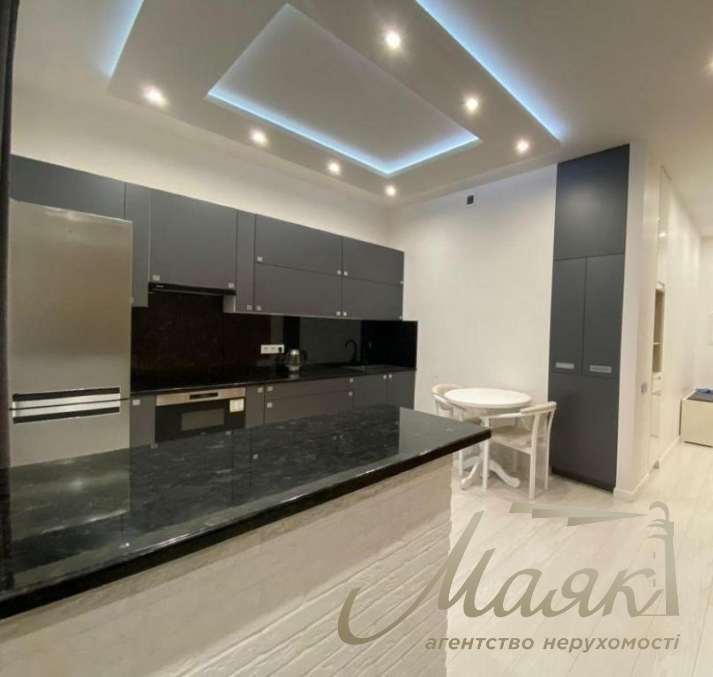 Продаж 1к квартири 46 м2 в ЖК Central Park, вул. Джона Маккейна