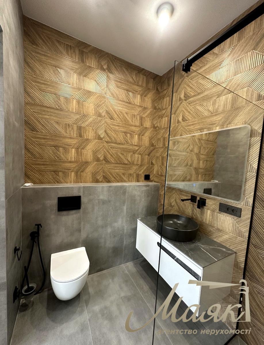 Продаж сучасного будинку 172м2 у закритому КМ Лісники, поруч ліс