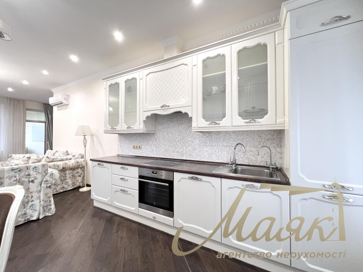 Аренда 3-х комнатной квартиры на Печерске в ЖК по ул. Евгения Коновальца 36В