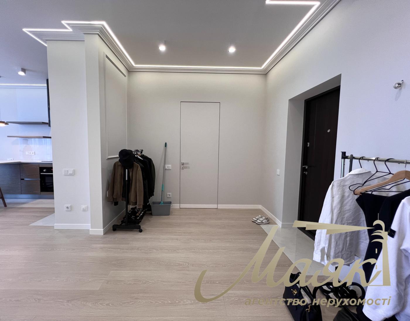 Продаж 1-кімнатної квартири з гарним видом (58,4 м²) у ЖК «Riverstone», вул. Дніпровська Набережна, 10-Д