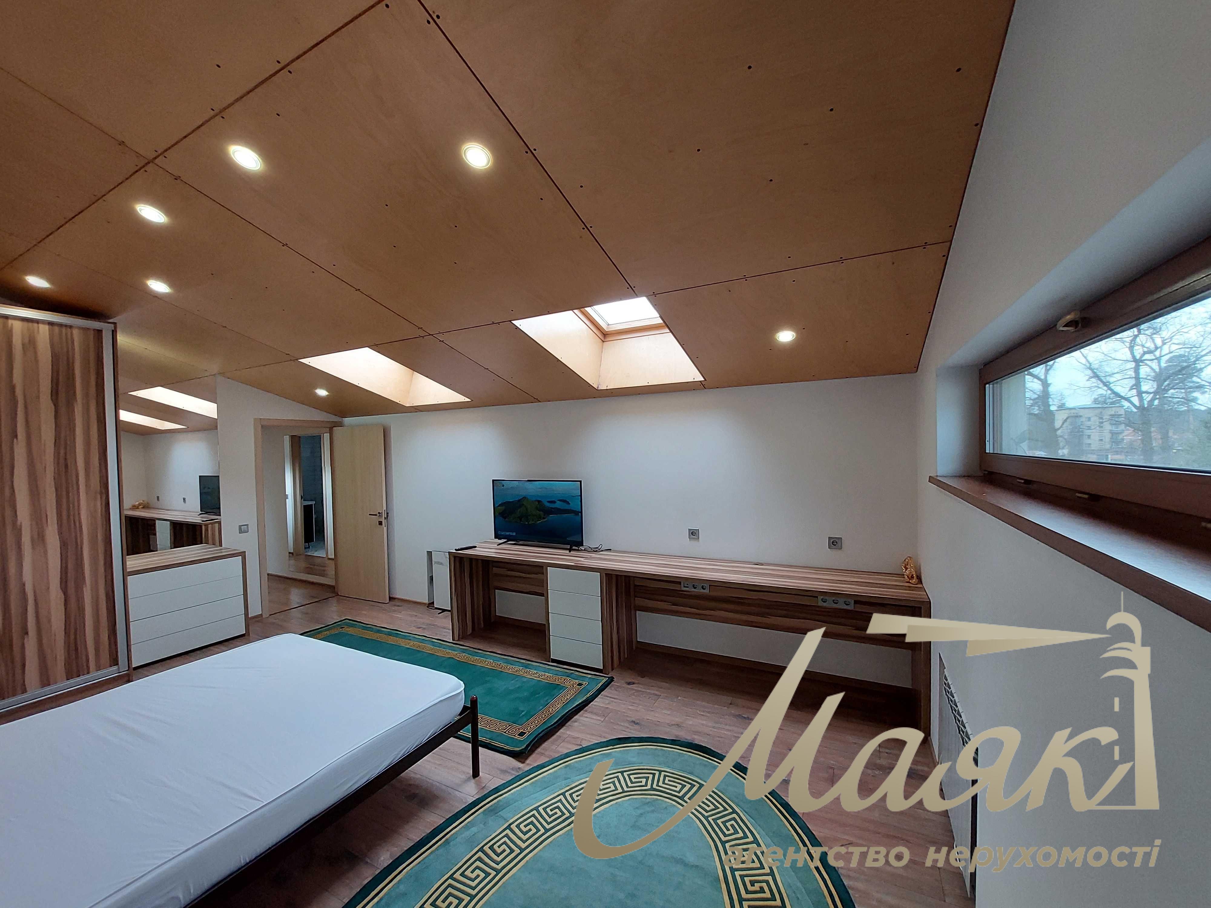 Оренда дизайнерського будинку 120 м² з доступом до бункерних апартаментів, сауною і великою терасою, Пуща-Водиця, Київ.