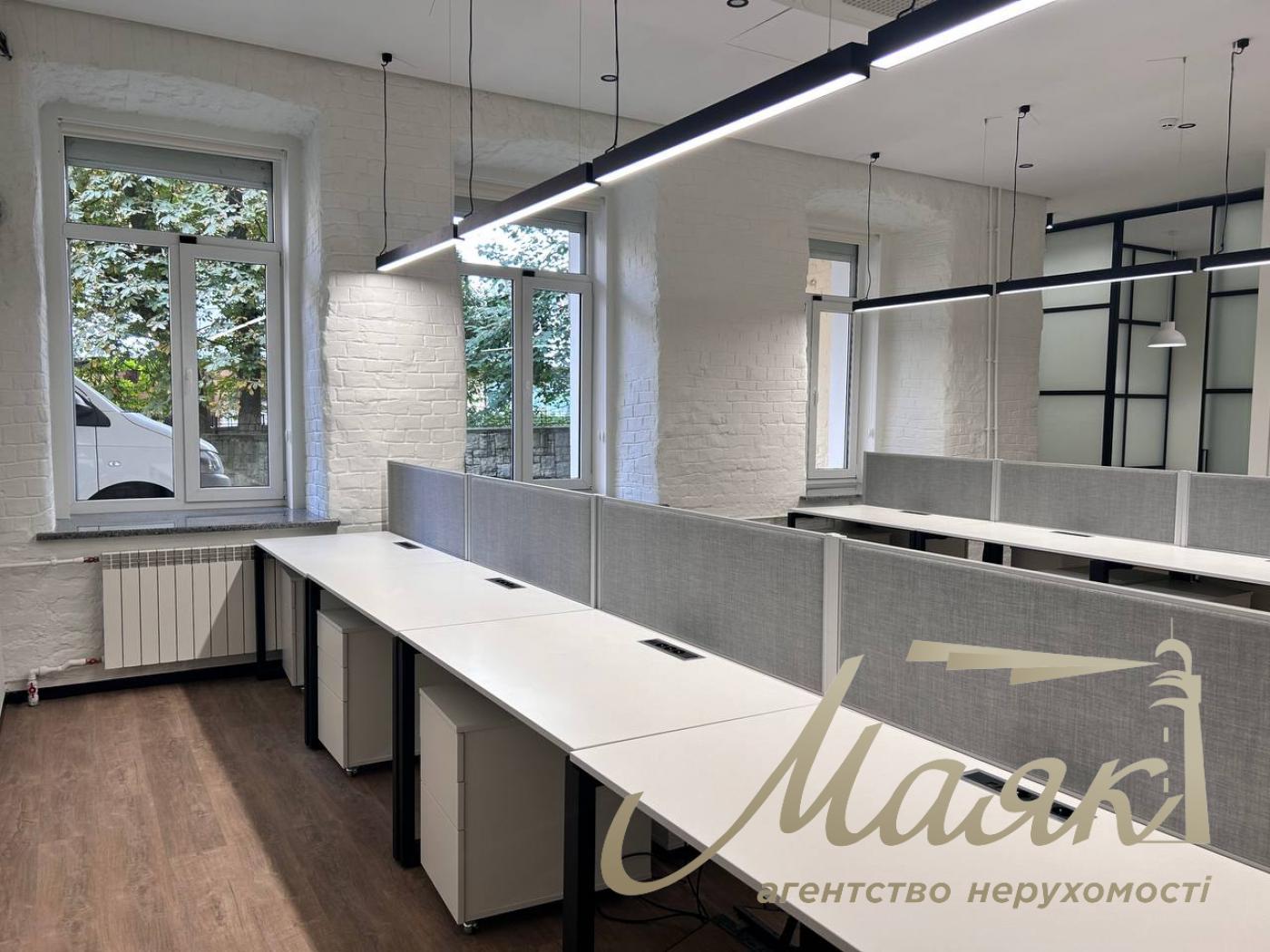 Rent designer office 81 m2 Bogdan Stupka Maidan str.