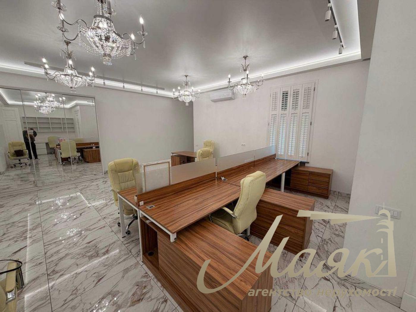 Office for rent 150 sq.m.sq. Shota Rustaveli