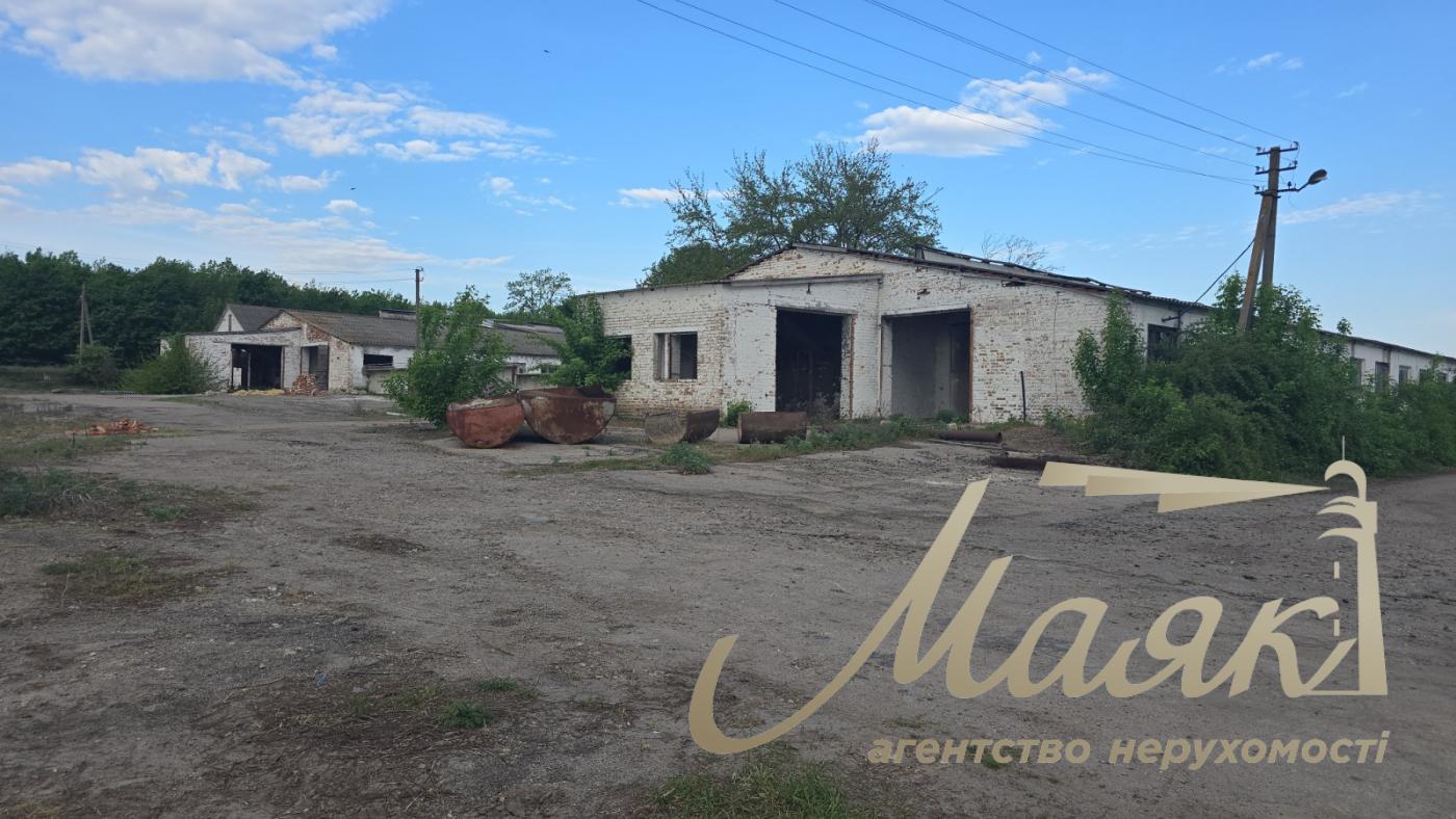Продажа складских помещений с Дибинцы