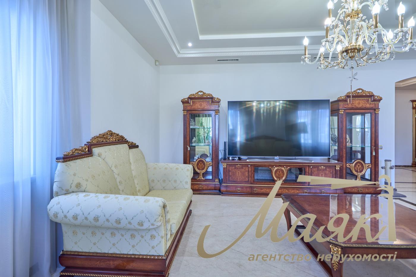 Оренда 4 кімнатної квартири, 163 м, Жилянська 30а, Голосіївський район