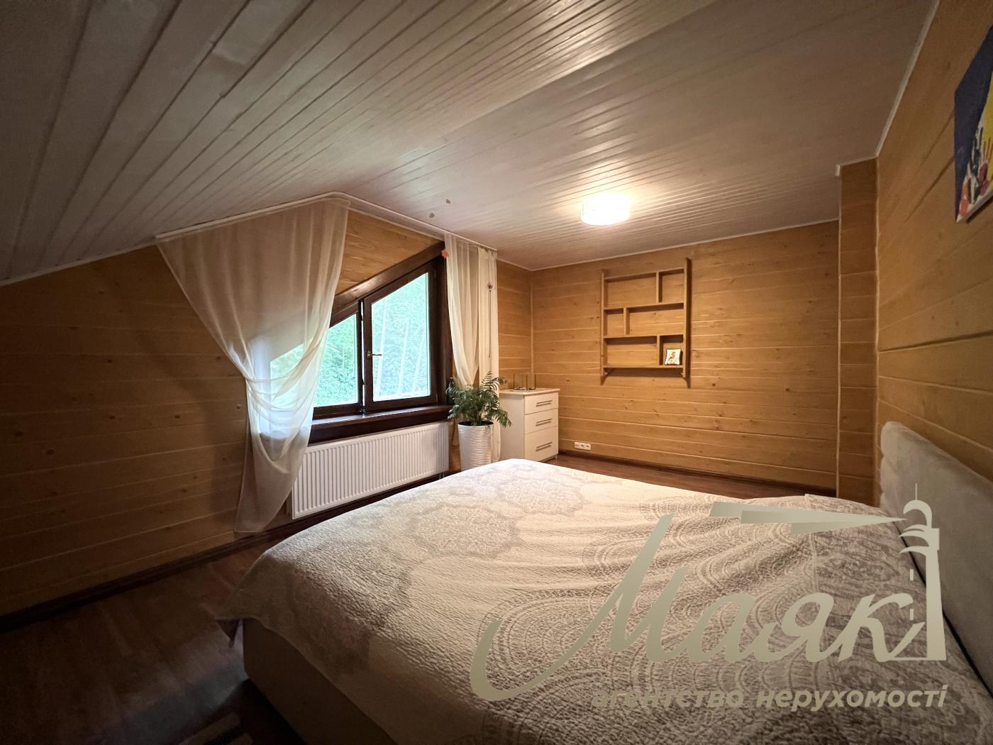 Продажа 2-х этажного дома 200м2, село Белогородка