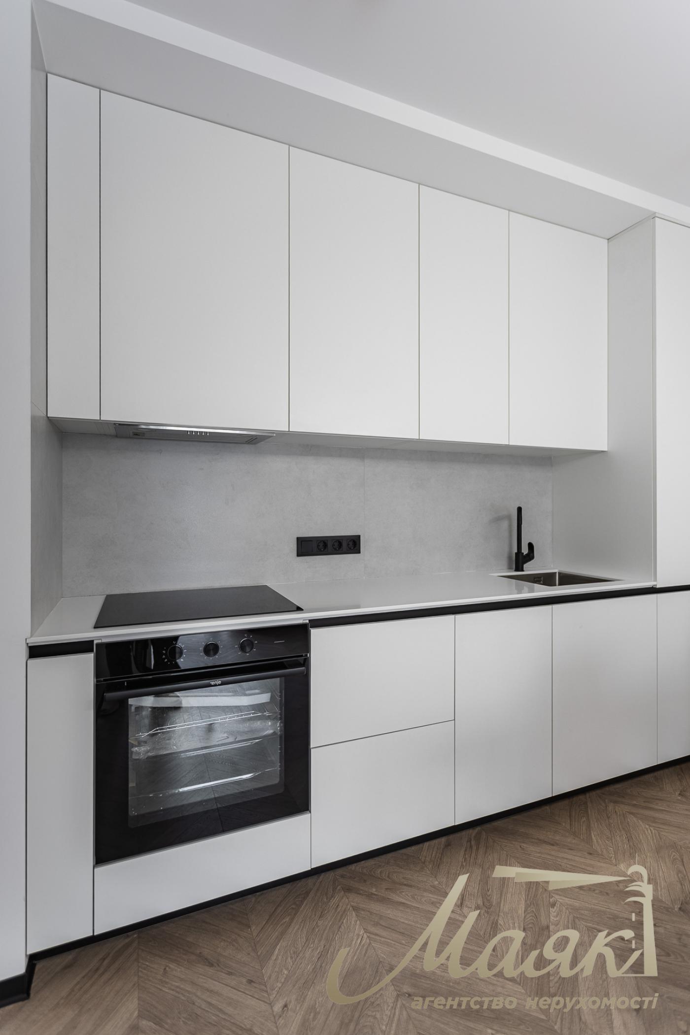 Rent 2-bedroom apartment in LCD New England