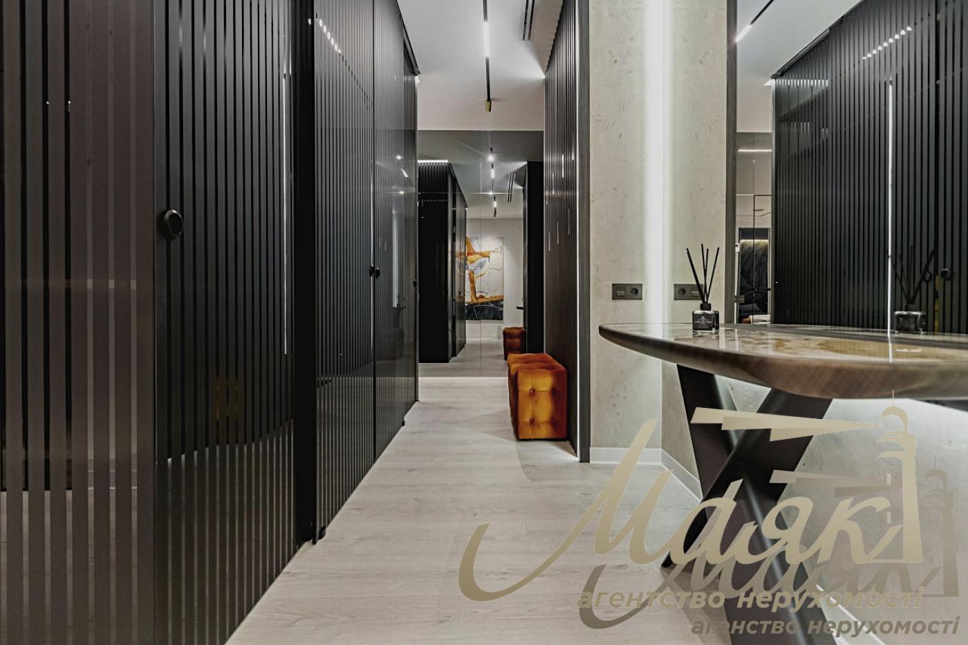 Rent 3k apartment Residential Complex Boulevard of Fountains, 100m2 Sapernoe Pole str., Pechersk