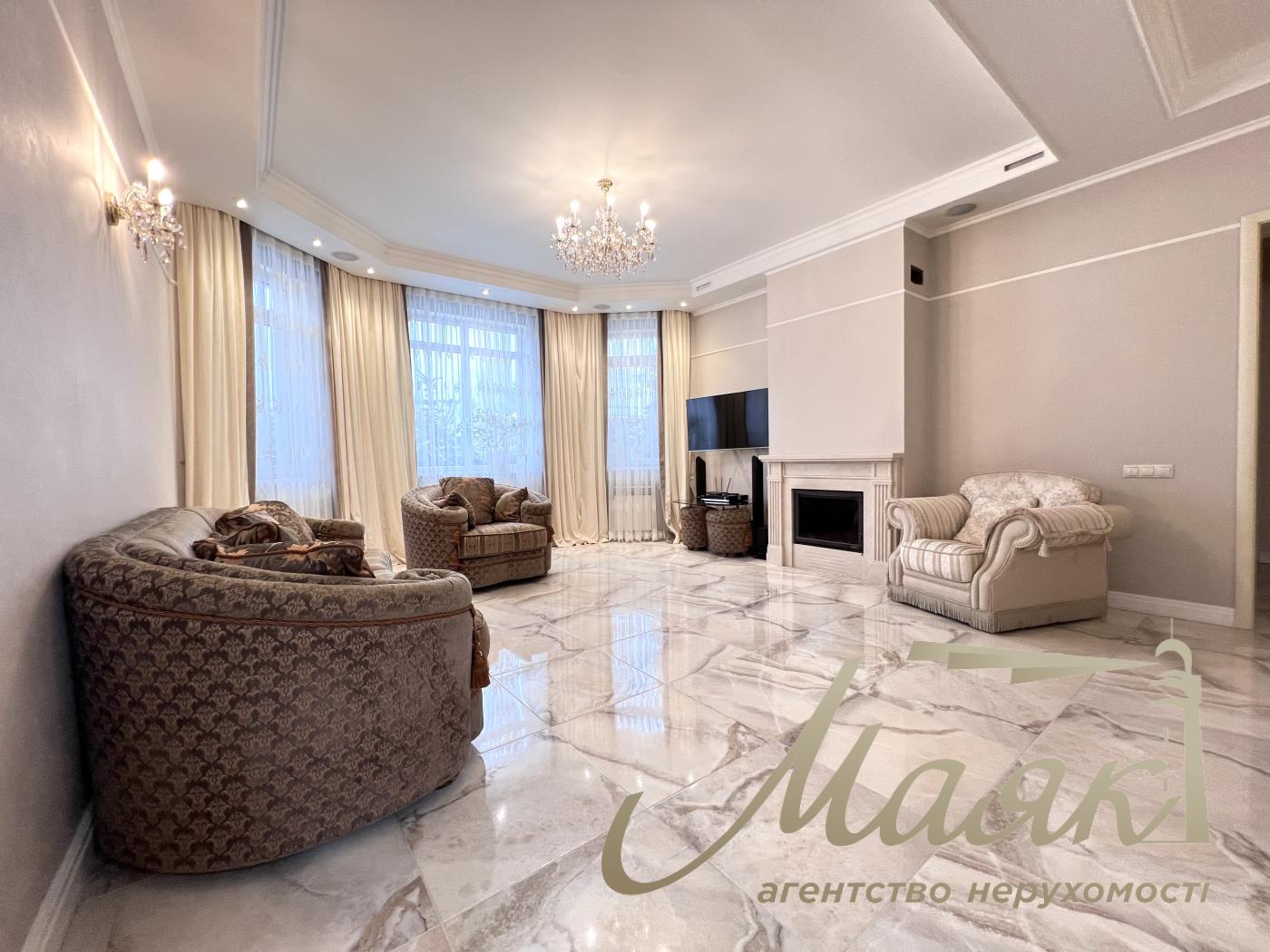 Rent 2-storey house 240m2, Goloseevsky district, Chapaevka.