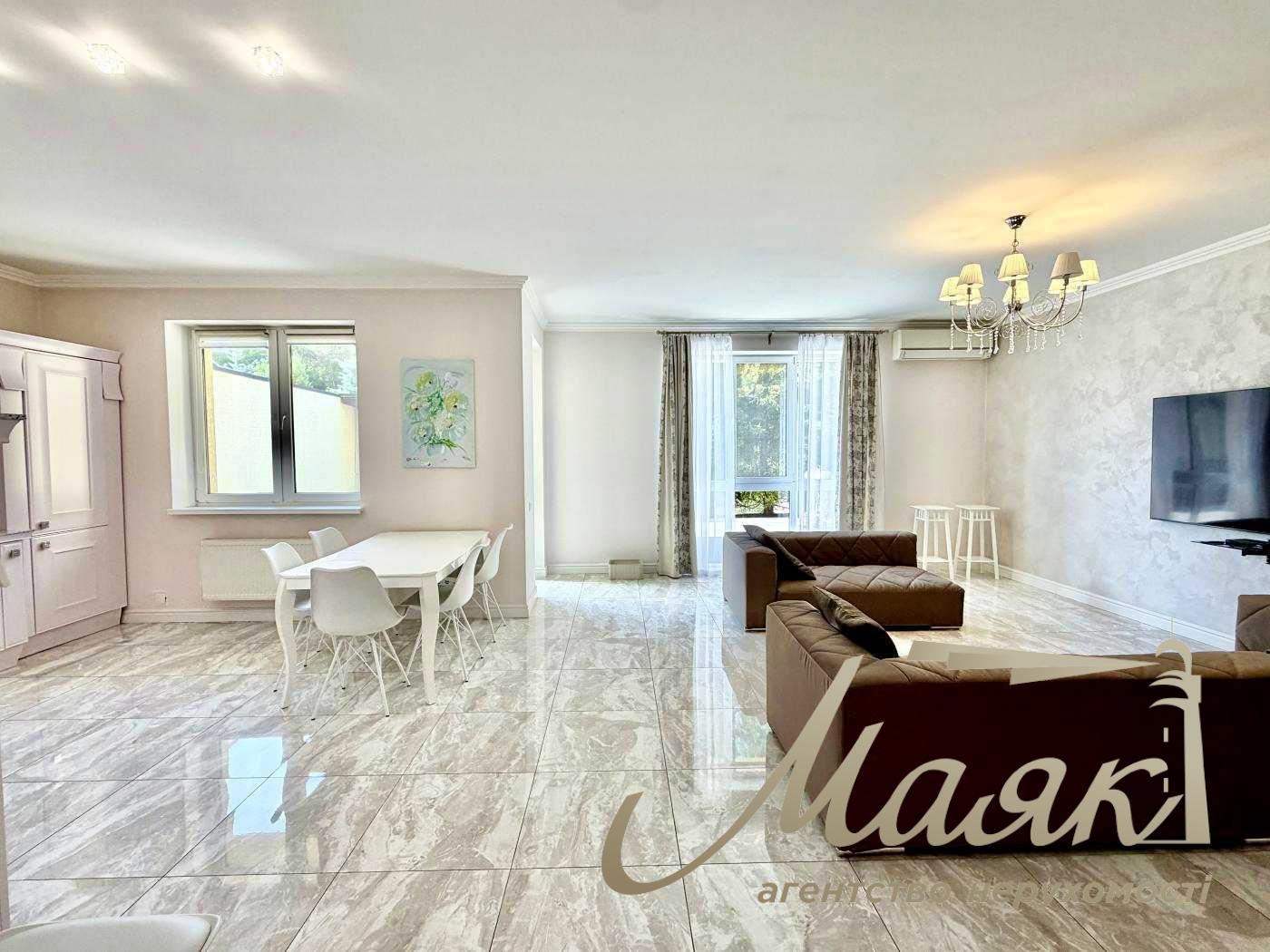 Townhouse for rent: 292 m², 3 bedrooms, terrace with waterfront access, self-contained; Kozin/Koncha-Zaspa village, Anatoliy Solovyanenko Street, Kyiv Oblast, Obukhiv direction   
