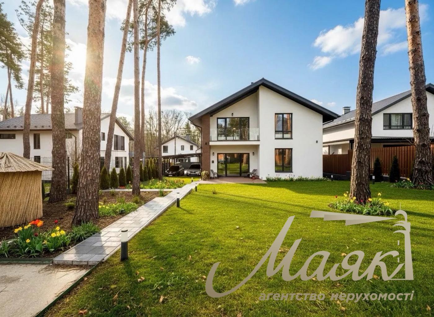 Оренда будинку 160 м² з повною автономністю та власним укриттям у с. Іванковичі