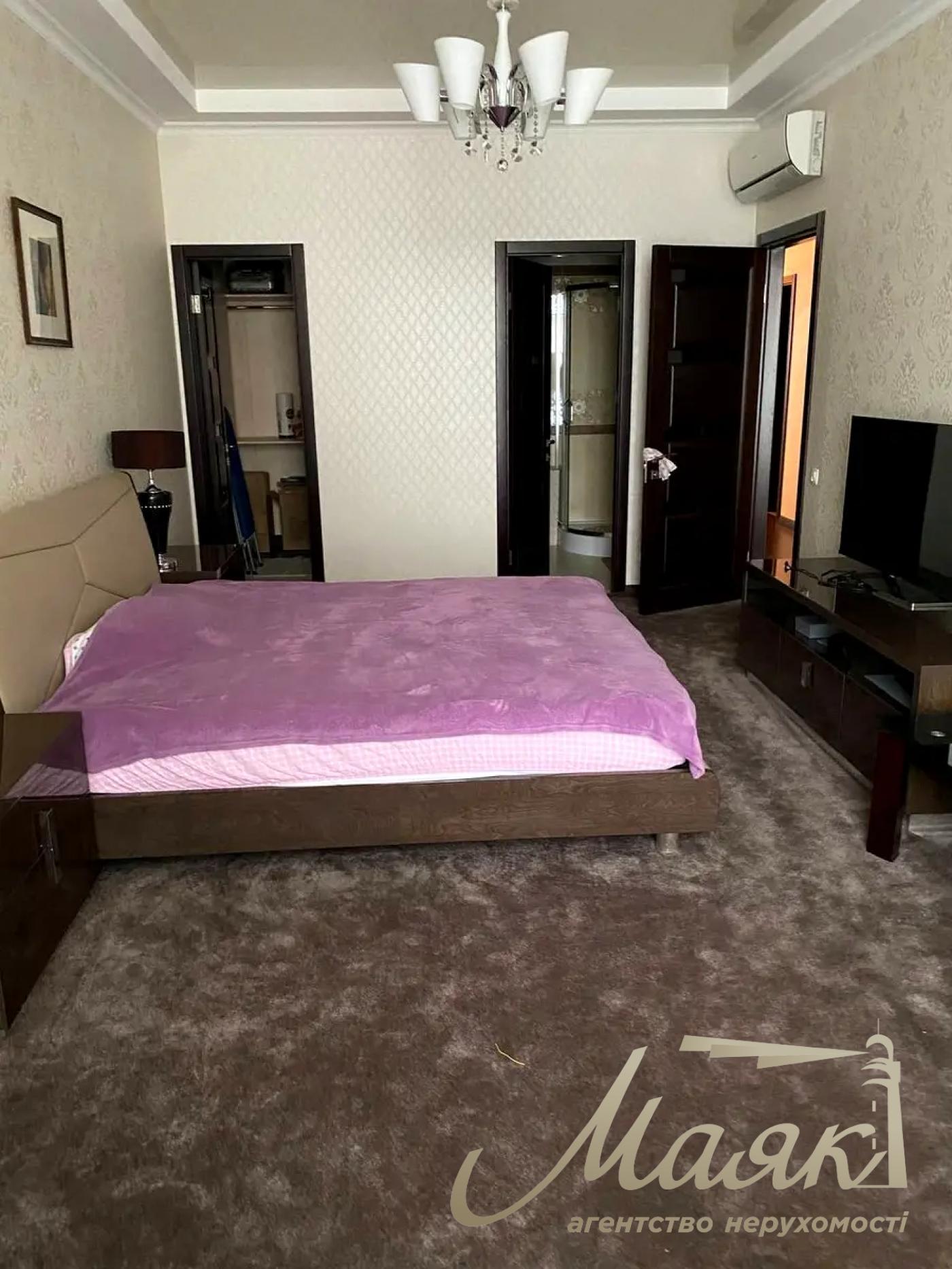 Оренда 4х квартири 153 м², вул. Андрія Верхогляда, Печерськ