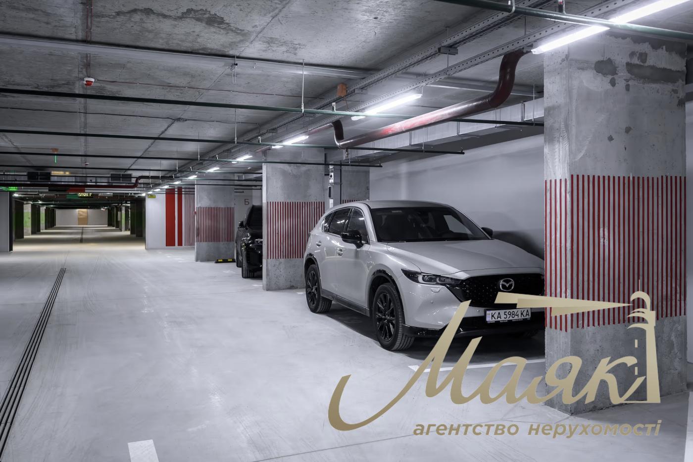 35.4 m² apartment with a view for sale in the Svitlo Park residential complex; the building is completed; courtyard view; Vydubychi Metro Station; Holosiivskyi District