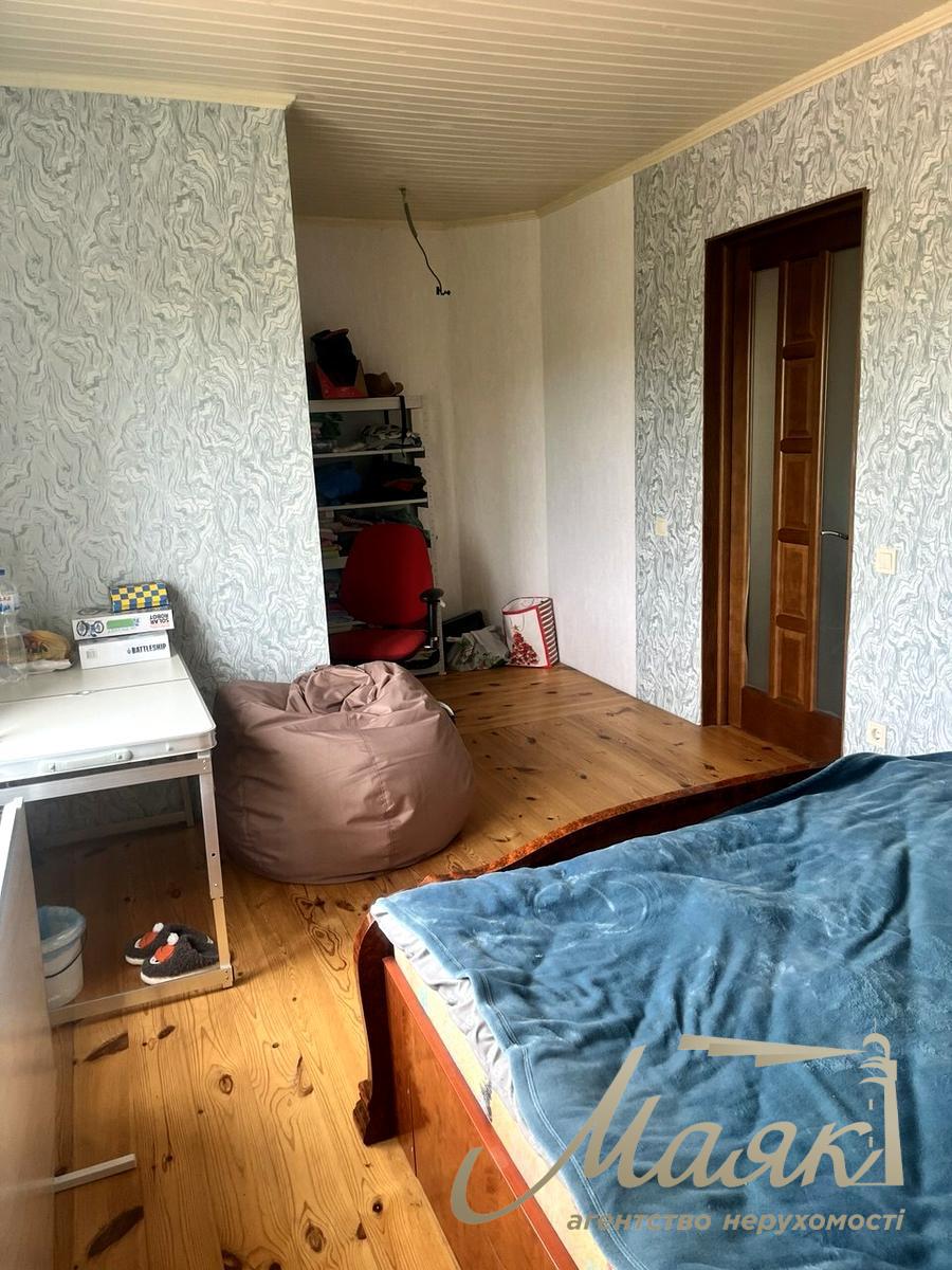 Продаж цегляного будинку 230 м² | Голосіївський район | Віта-Литовська (Чапаївка) вул. Лаврова, Київ, 10 хвилин від метро Видубичі