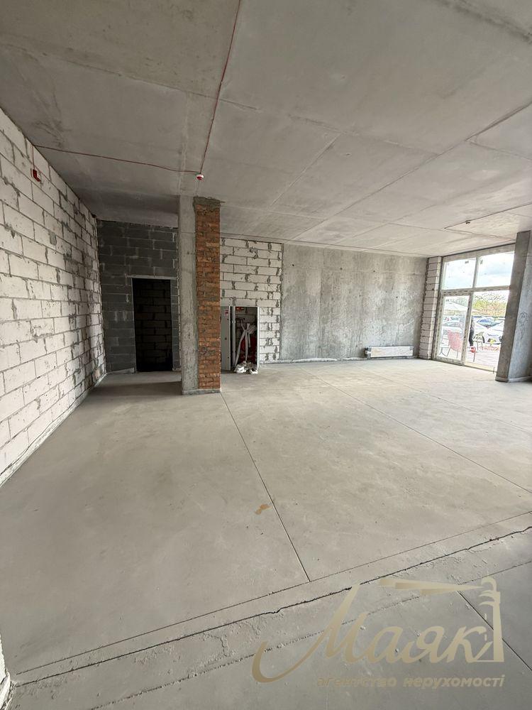 Продаж комерційного приміщення (90 м²) у ЖК «Варшавський 2», вул. Генерала Грекова, 4