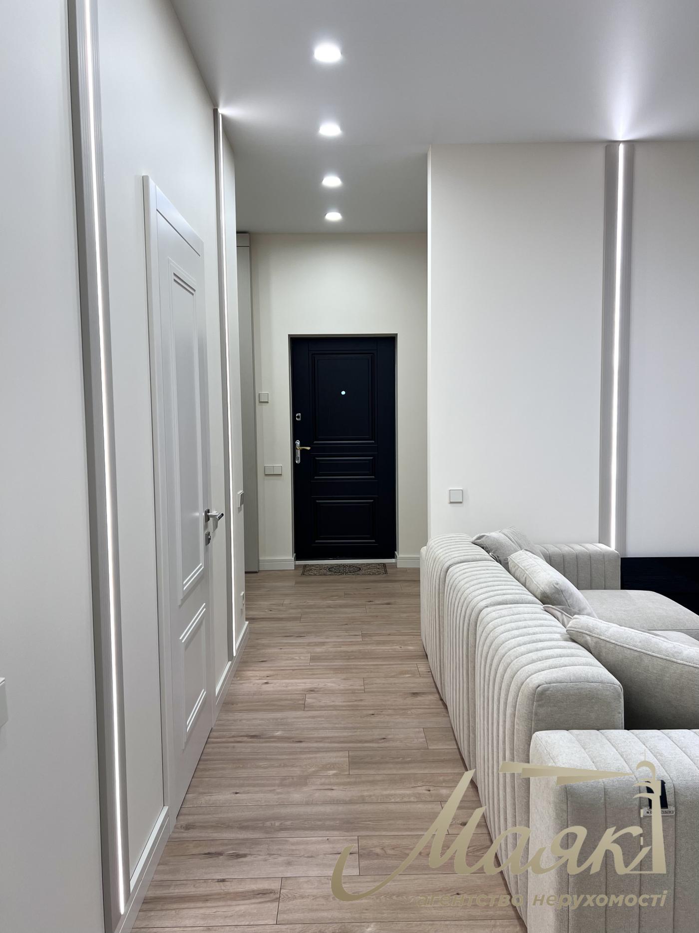 Продажа 2-комнатной квартиры 65м2,ЖК «Владимирский», ул. Антоновича, 109