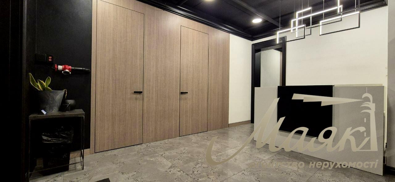 Аренда офиса 190м2 в ЖК Покровский Посад, ул.Глибочицкая.