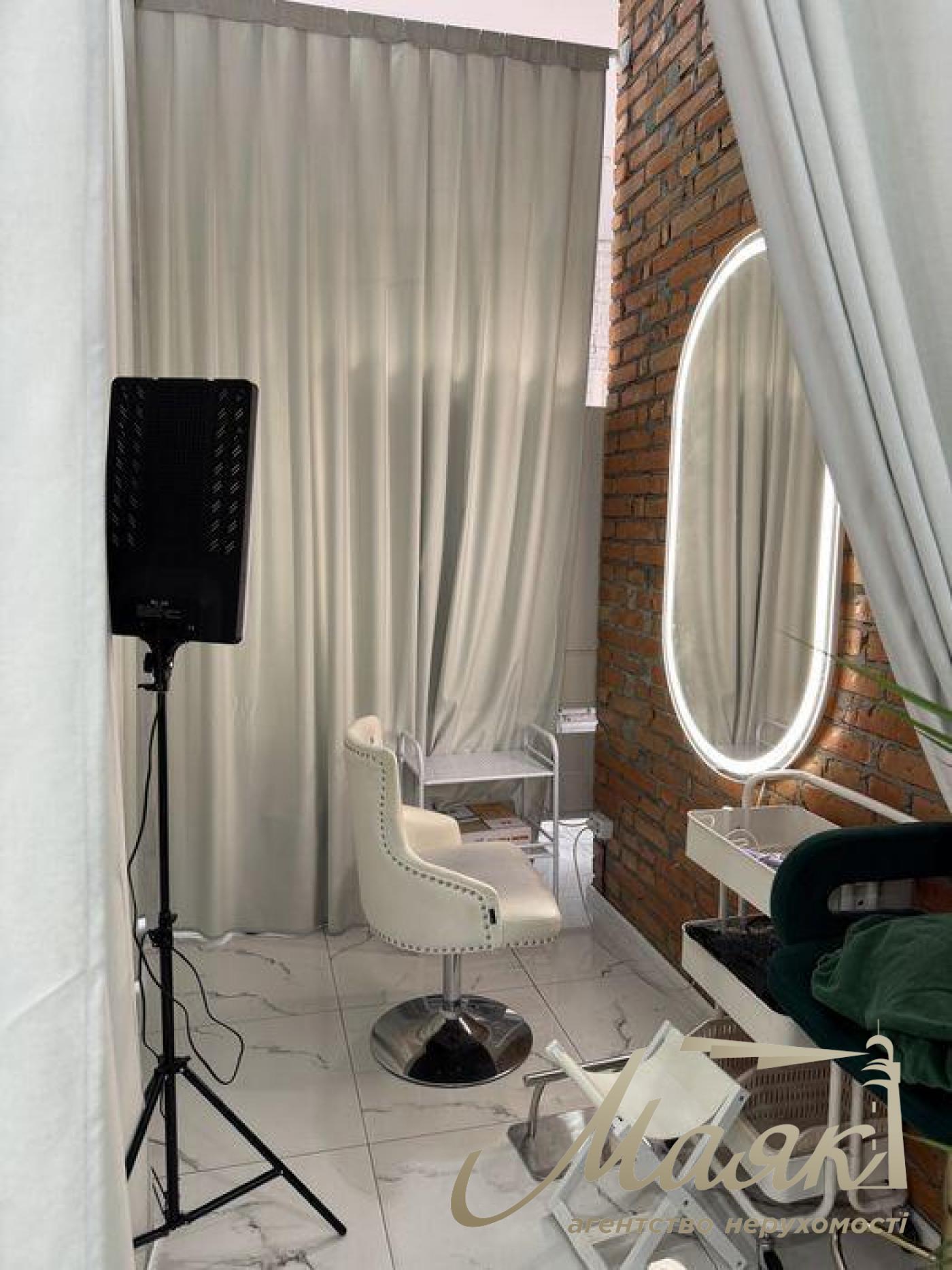 Оренда комерційного приміщення ЖК Бульвар Фонтанів, вул. Саперне поле