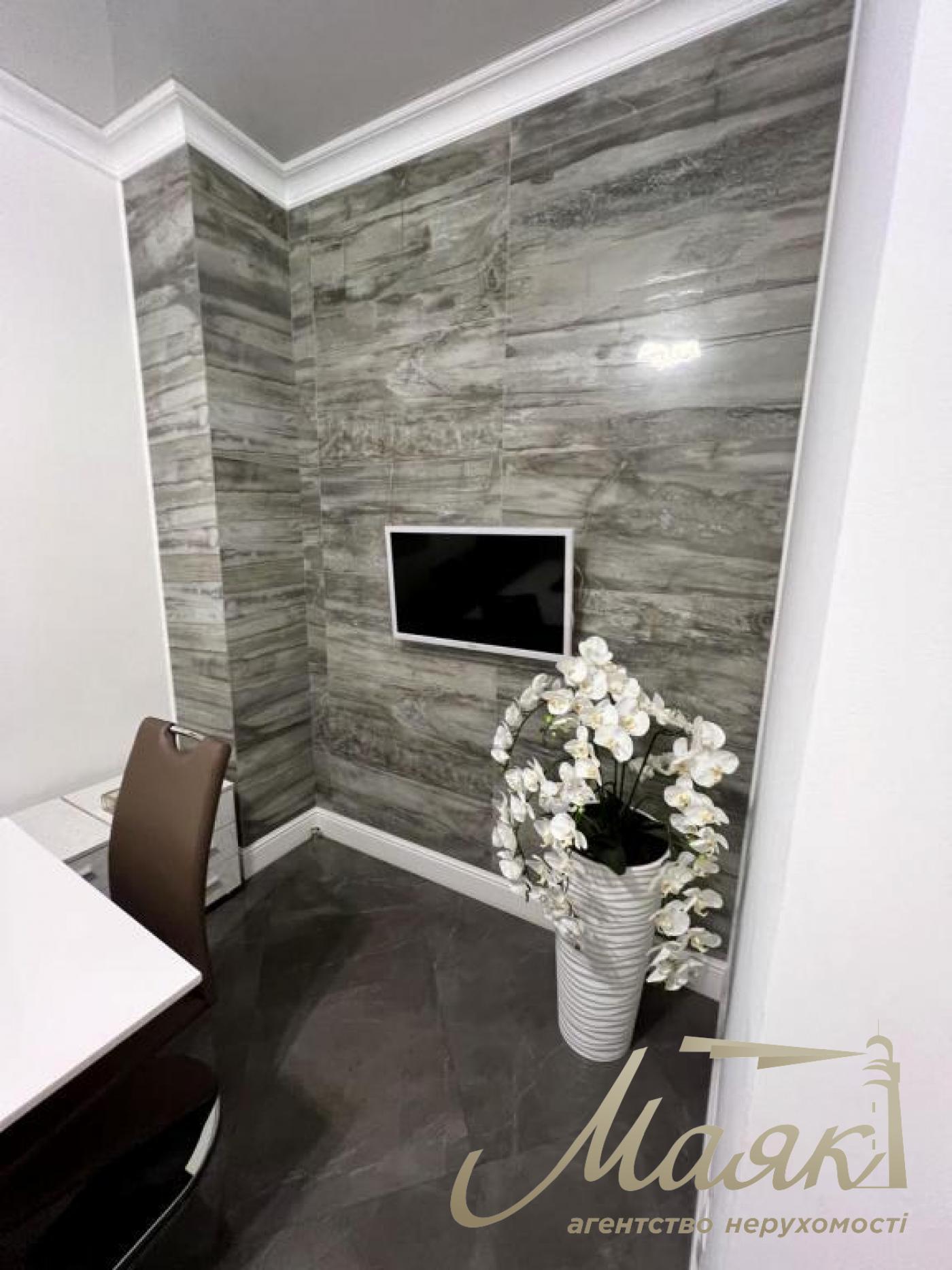 For sale office space 80 sq.m.sq. Residential Complex Boulevard of Fountains