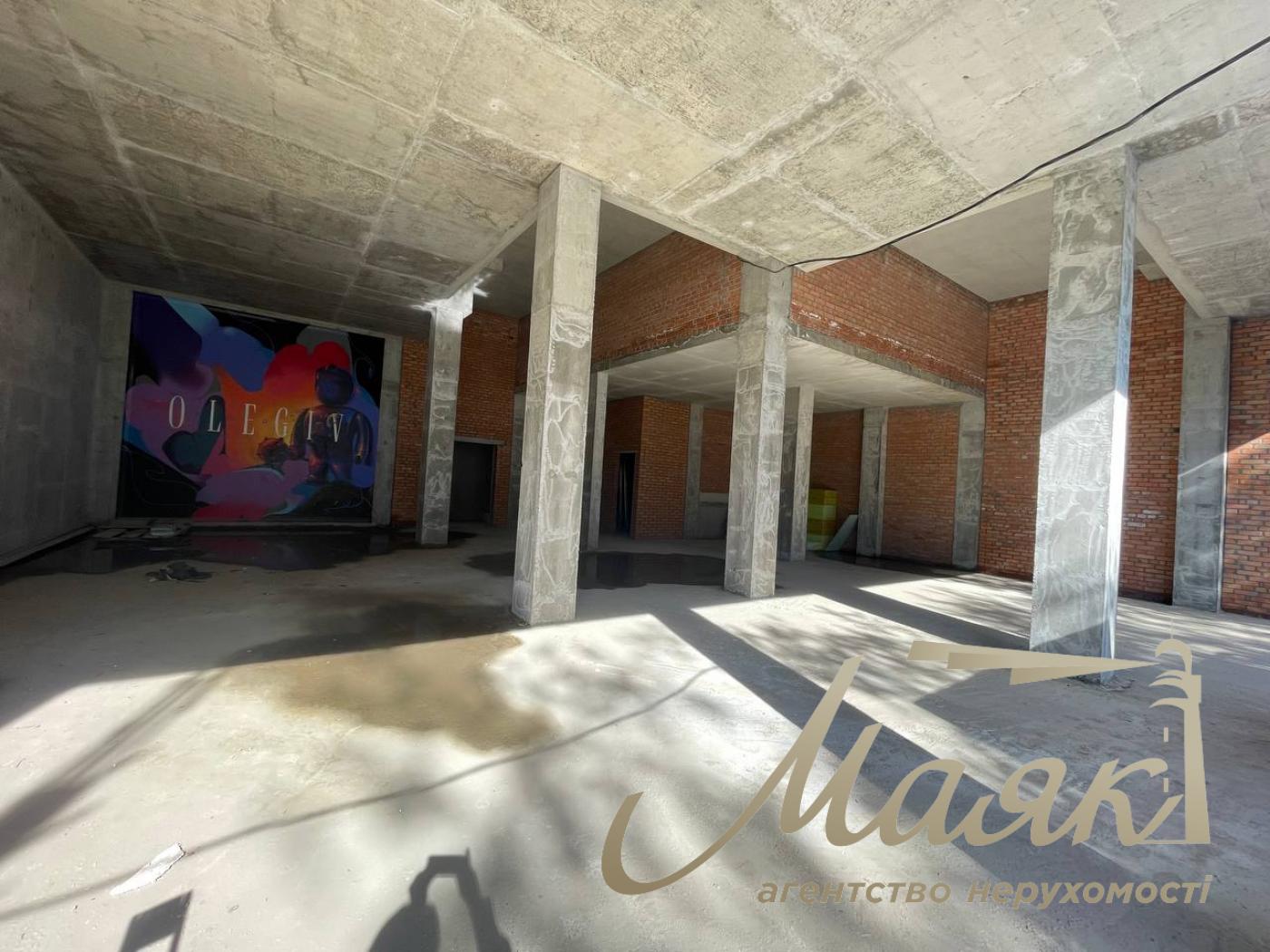 Продаж комерційного приміщення 223,85 м.кв. OLEGIV Boutique Residence, Центр