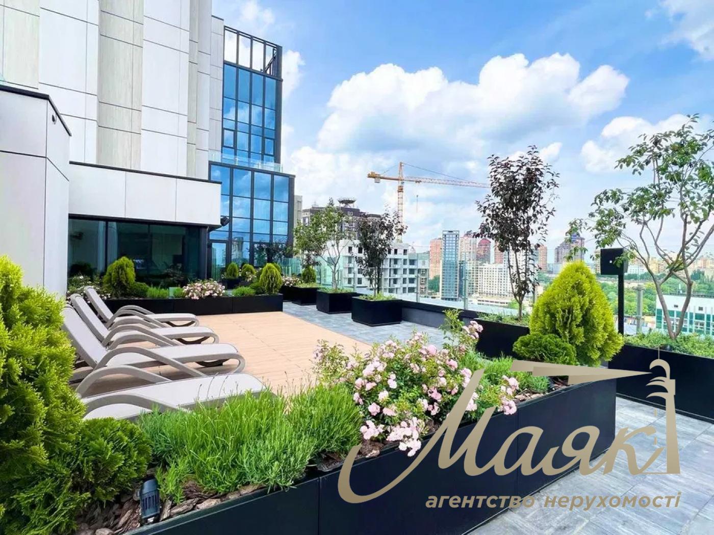Продаж 4-кімнатної квартири 146 м2 у ЖК TRIIINITY, Печерськ