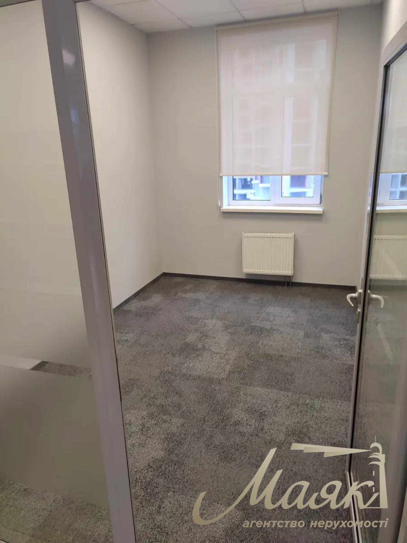 Rent office 180m2 Baggovutovska str. 23, Shevechkovsky district.